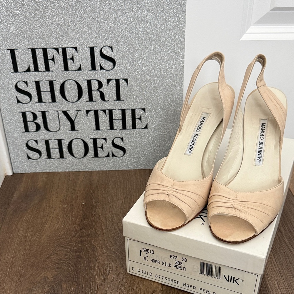 Manolo Blahnik Beige/Pearl Peep-Toe Slingback Heels